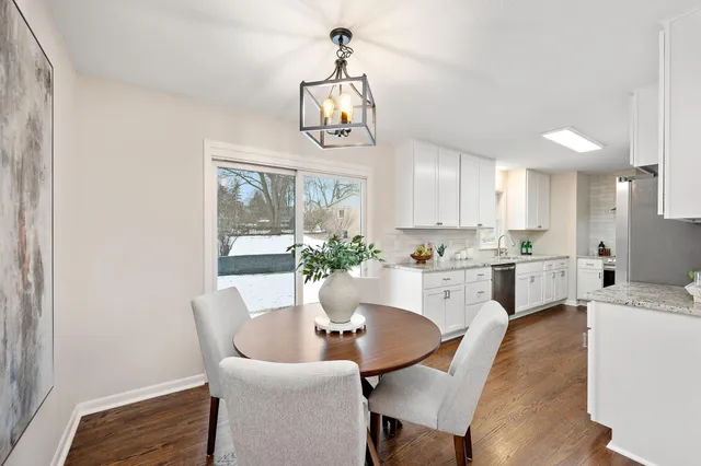 $479,900 | 10016 Irwin Road, Bloomington, MN 55437