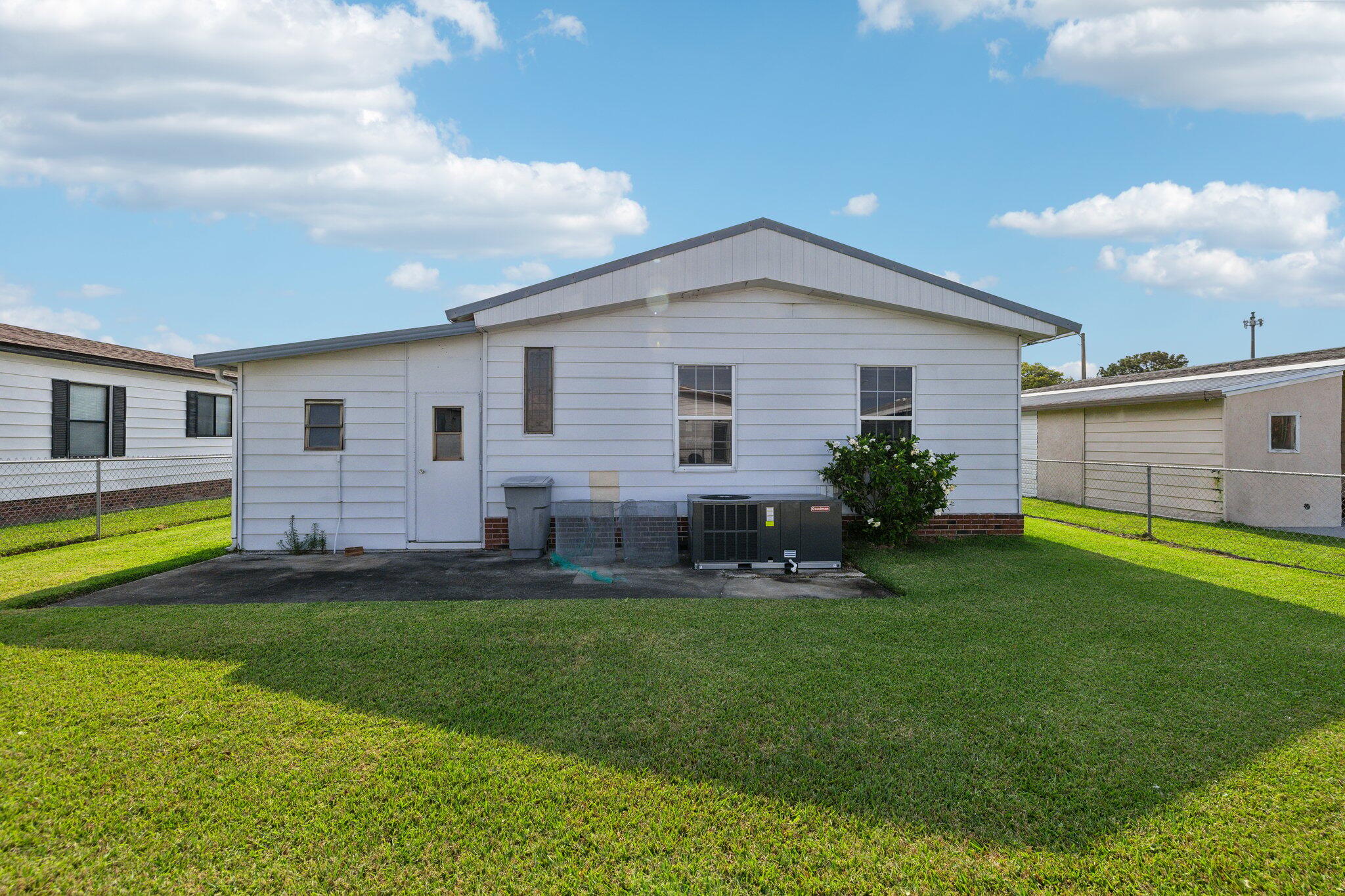 1943 Mango Street Northeast Palm Bay, FL 32905 - Photo 34 of 35 Mango St NE-034