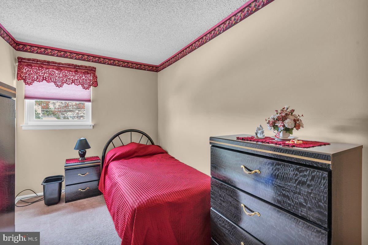 2823 Shelly Road Philadelphia, PA 19152 - Photo 27 of 39 Gallery Image 27