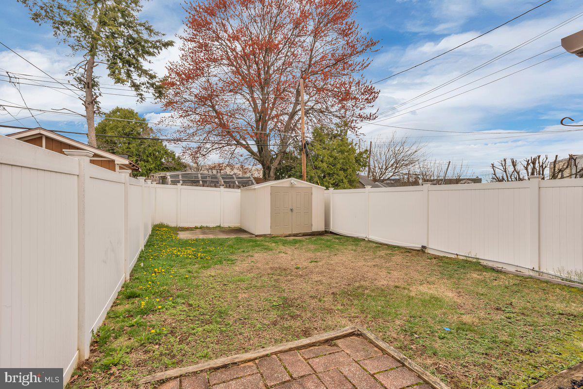 2823 Shelly Road Philadelphia, PA 19152 - Photo 33 of 39 Gallery Image 33