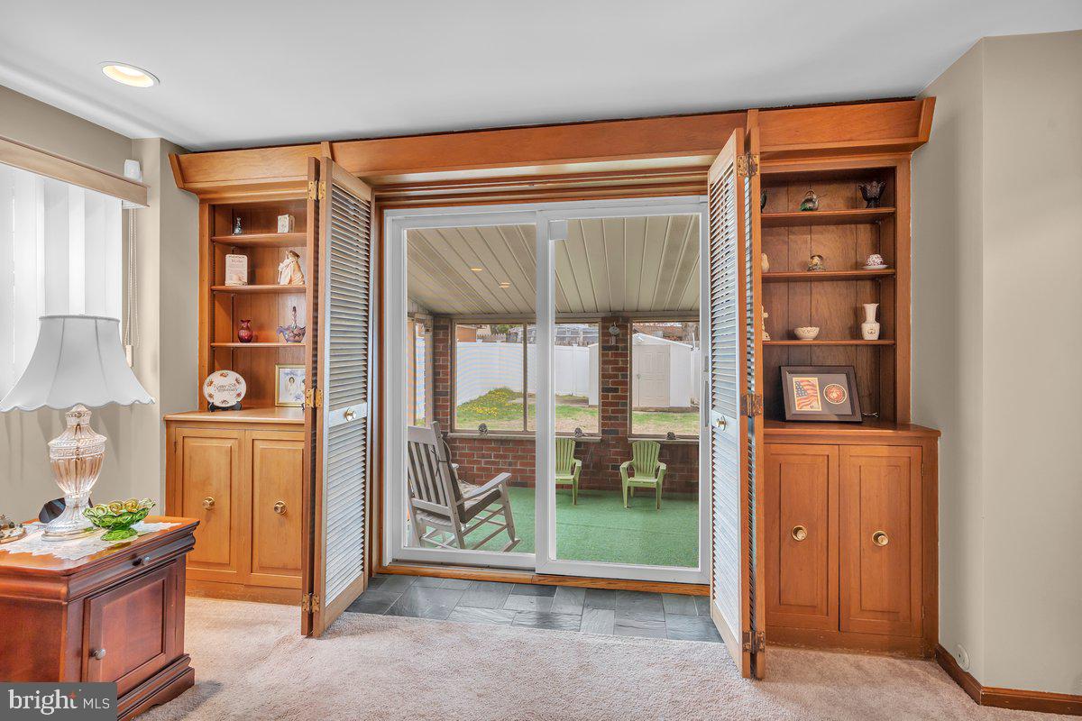 2823 Shelly Road Philadelphia, PA 19152 - Photo 7 of 39 Gallery Image 7