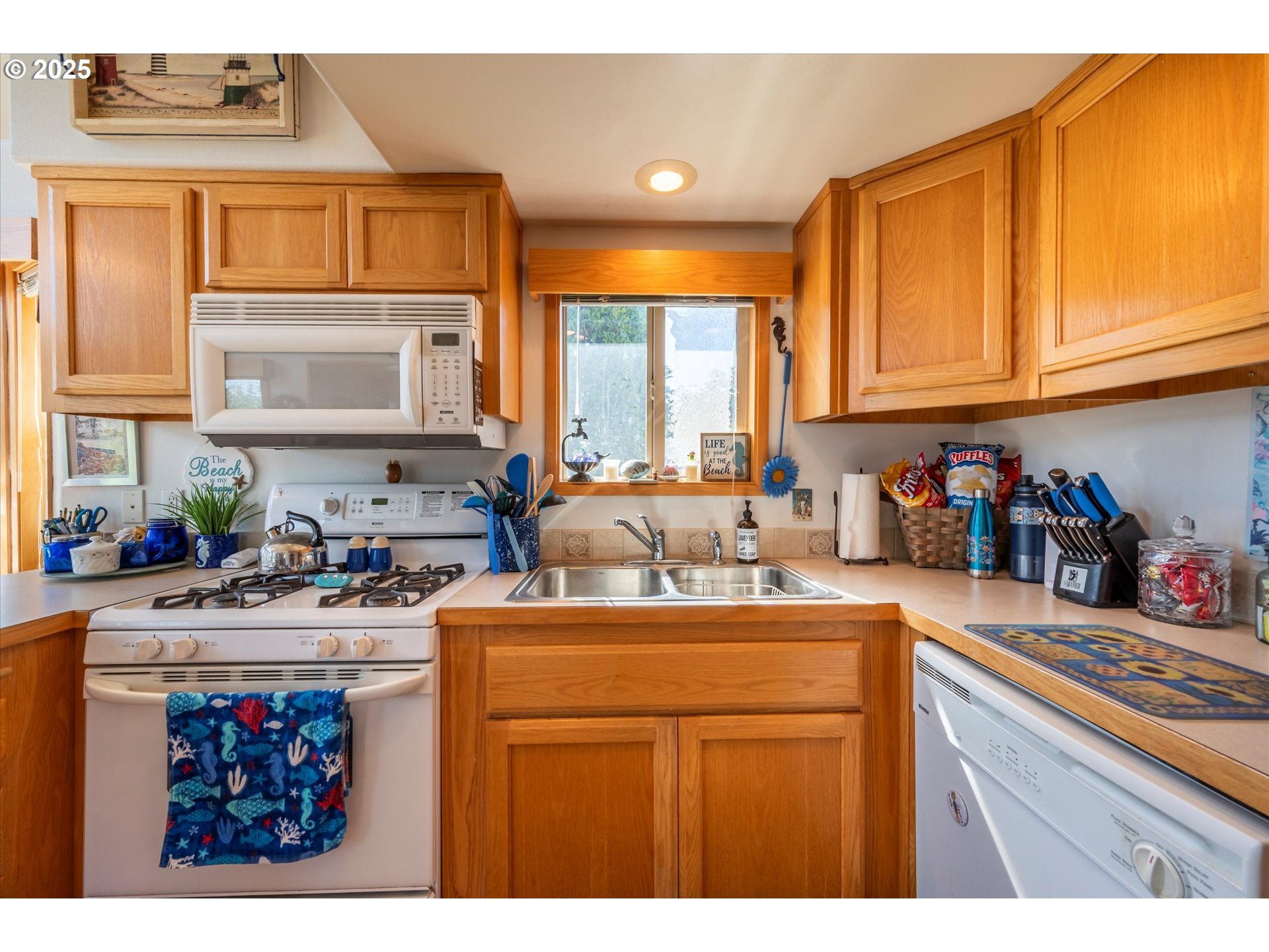53877 Beach Loop Road, Unit 2 Bandon, OR 97411 - Photo 27 of 48