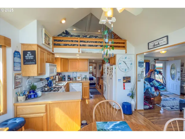 $169,000 | 53877 Beach Loop Road, Unit 2, Bandon, OR 97411