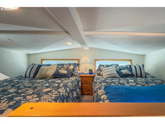 $169,000 | 53877 Beach Loop Road, Unit 2, Bandon, OR 97411