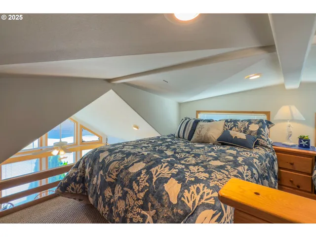 $169,000 | 53877 Beach Loop Road, Unit 2, Bandon, OR 97411