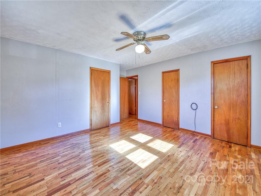 625 Ratcliff Cove Road Waynesville, NC 28786 - Photo 25 of 26 Gallery Image 25