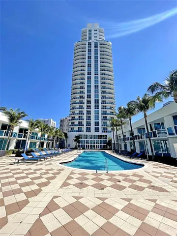$2,750 | 1945 South Ocean Drive, Unit 307, Hallandale Beach, FL 33009