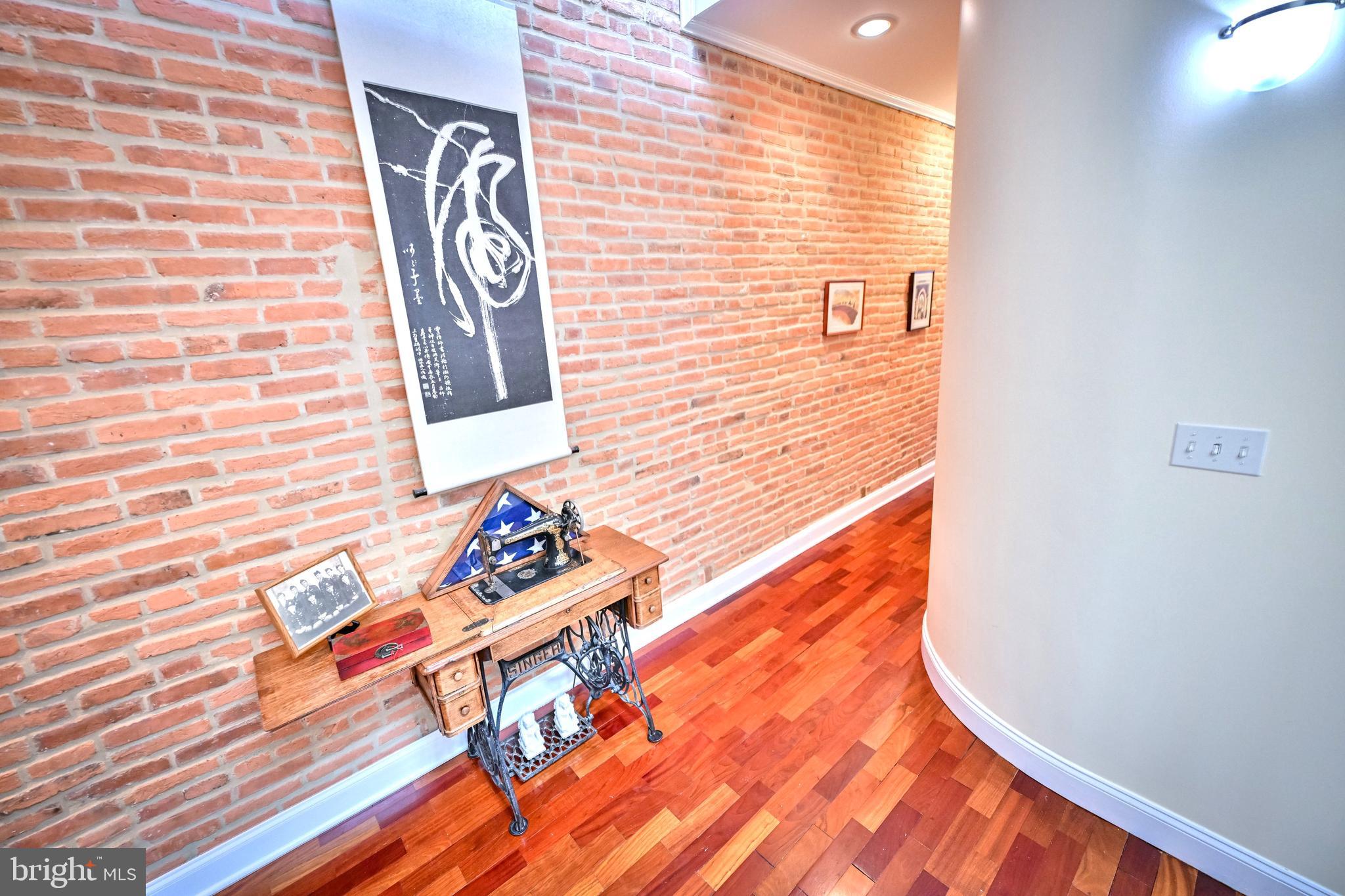 240 Wilson Street Baltimore, MD 21217 - Photo 24 of 63 2nd floor hallway