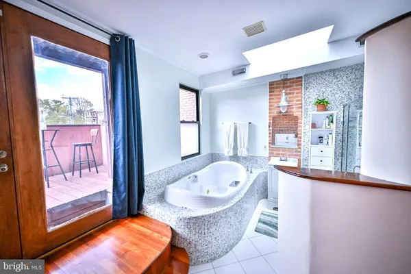 $524,900 | 240 Wilson Street, Baltimore, MD 21217