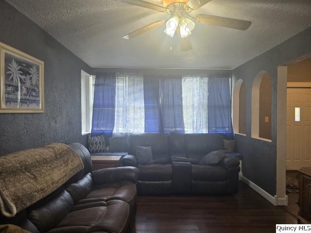 1541 Elm Street Hamilton, IL 62341 - Photo 5 of 31 a living room with furniture and a large window