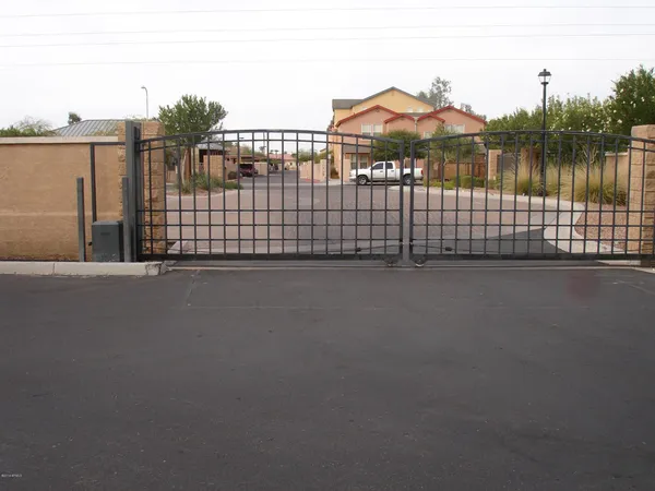 $1,650 | 1225 North 36th Street, Unit 2115, Phoenix, AZ 85008