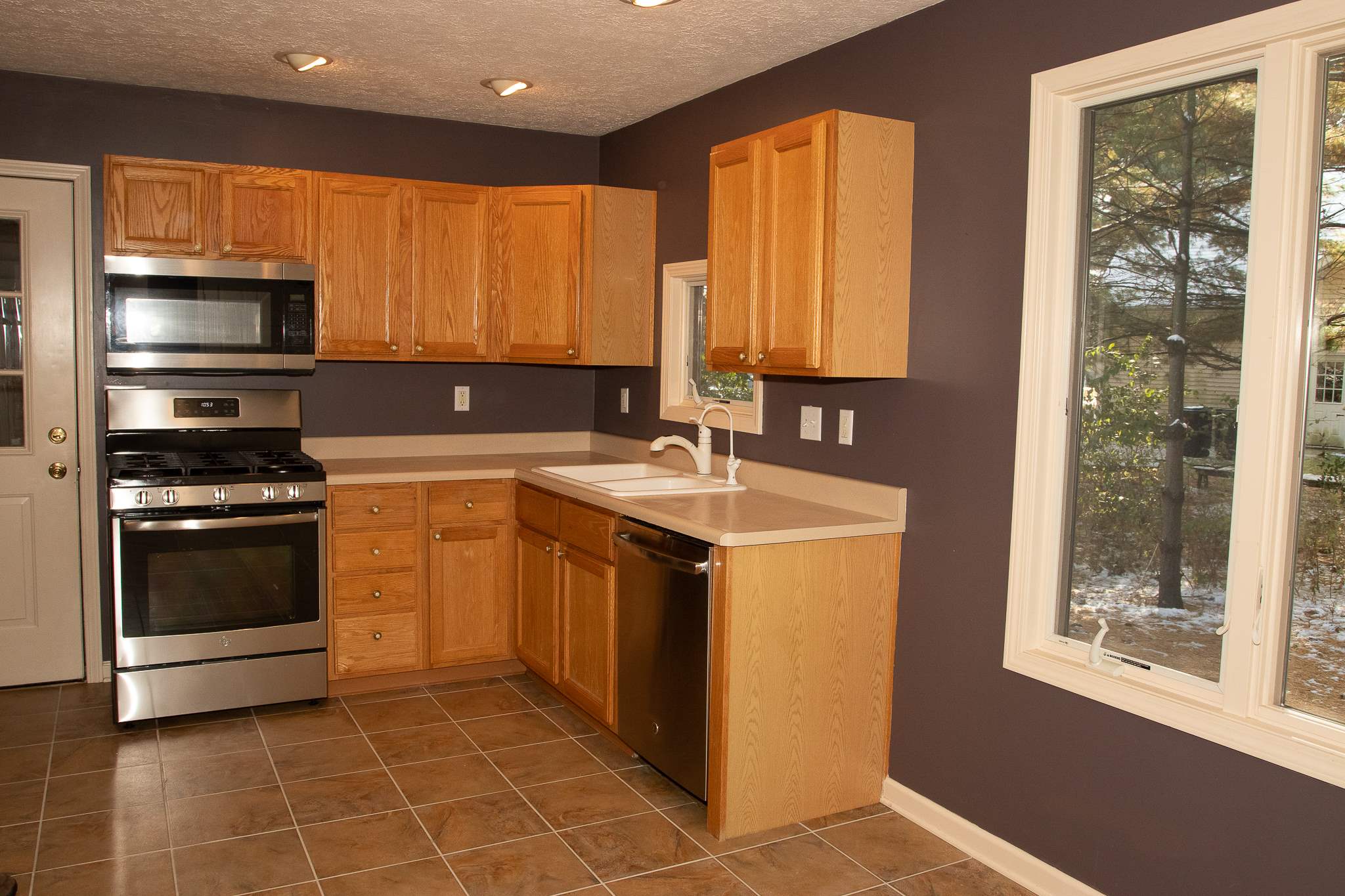 2396 Westside Road Rochester, IN 46975 - Photo 3 of 34