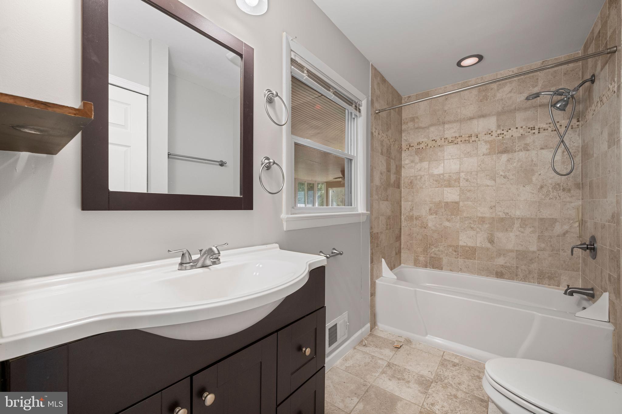 8605 Perth Lane Clinton, MD 20735 - Photo 17 of 43