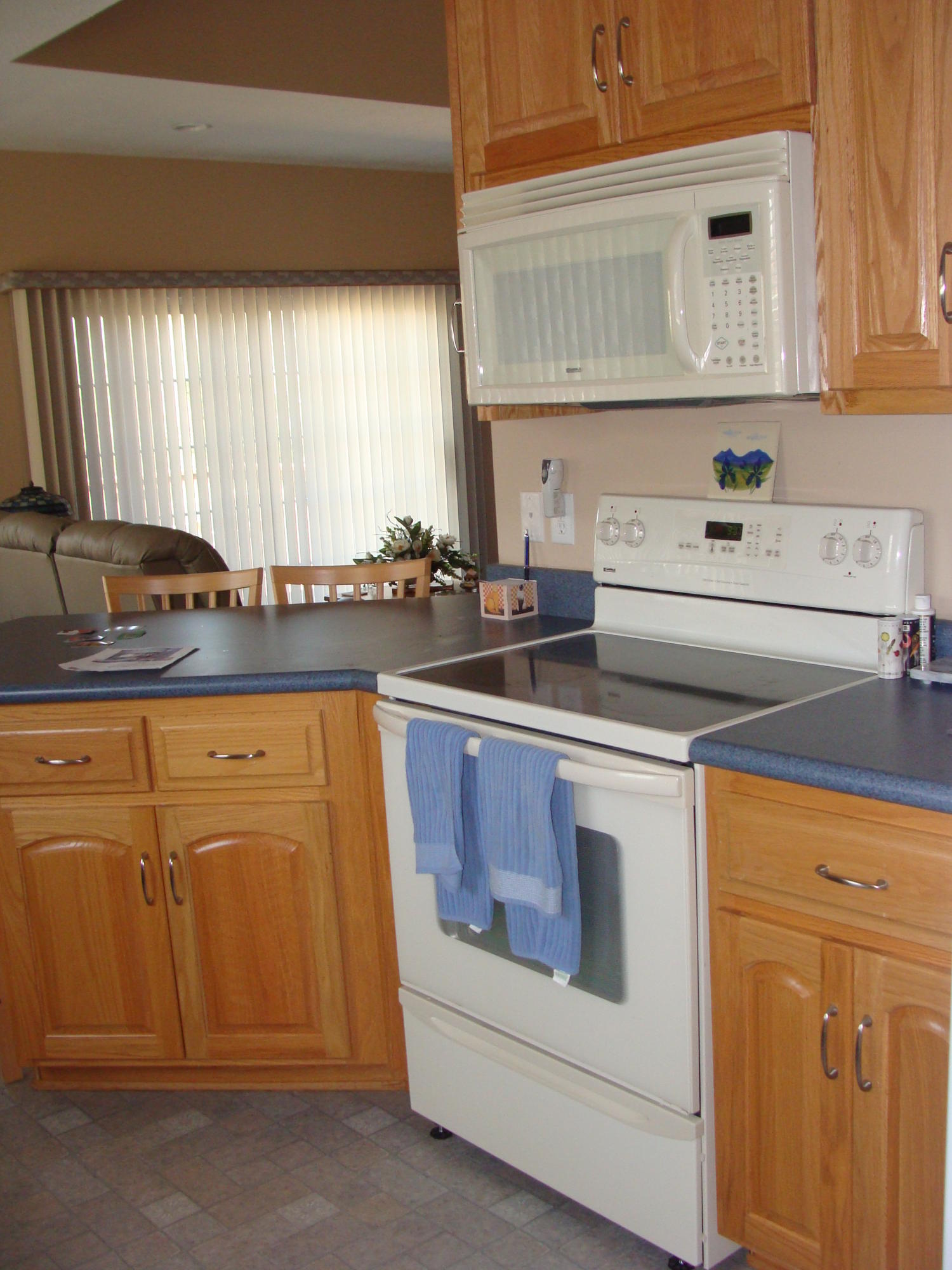 1811 Cutlass Road Moneta, VA 24121 - Photo 15 of 33 Kitchen