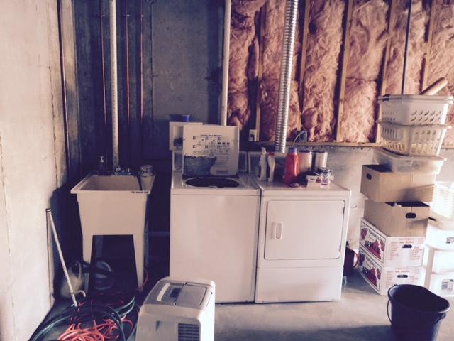1811 Cutlass Road Moneta, VA 24121 - Photo 25 of 33 Laundry Area