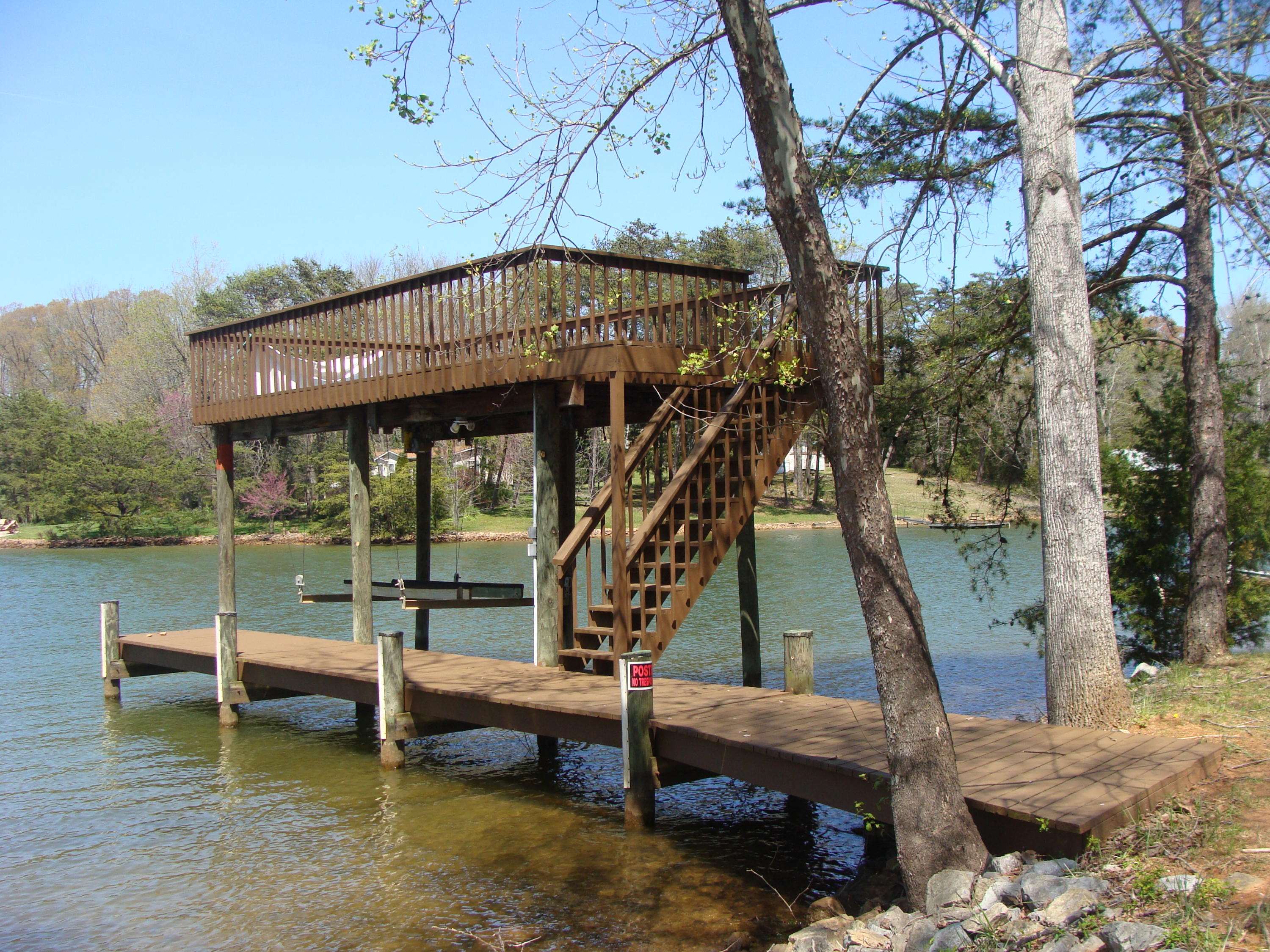 1811 Cutlass Road Moneta, VA 24121 - Photo 29 of 33 Dock with upper level party deck