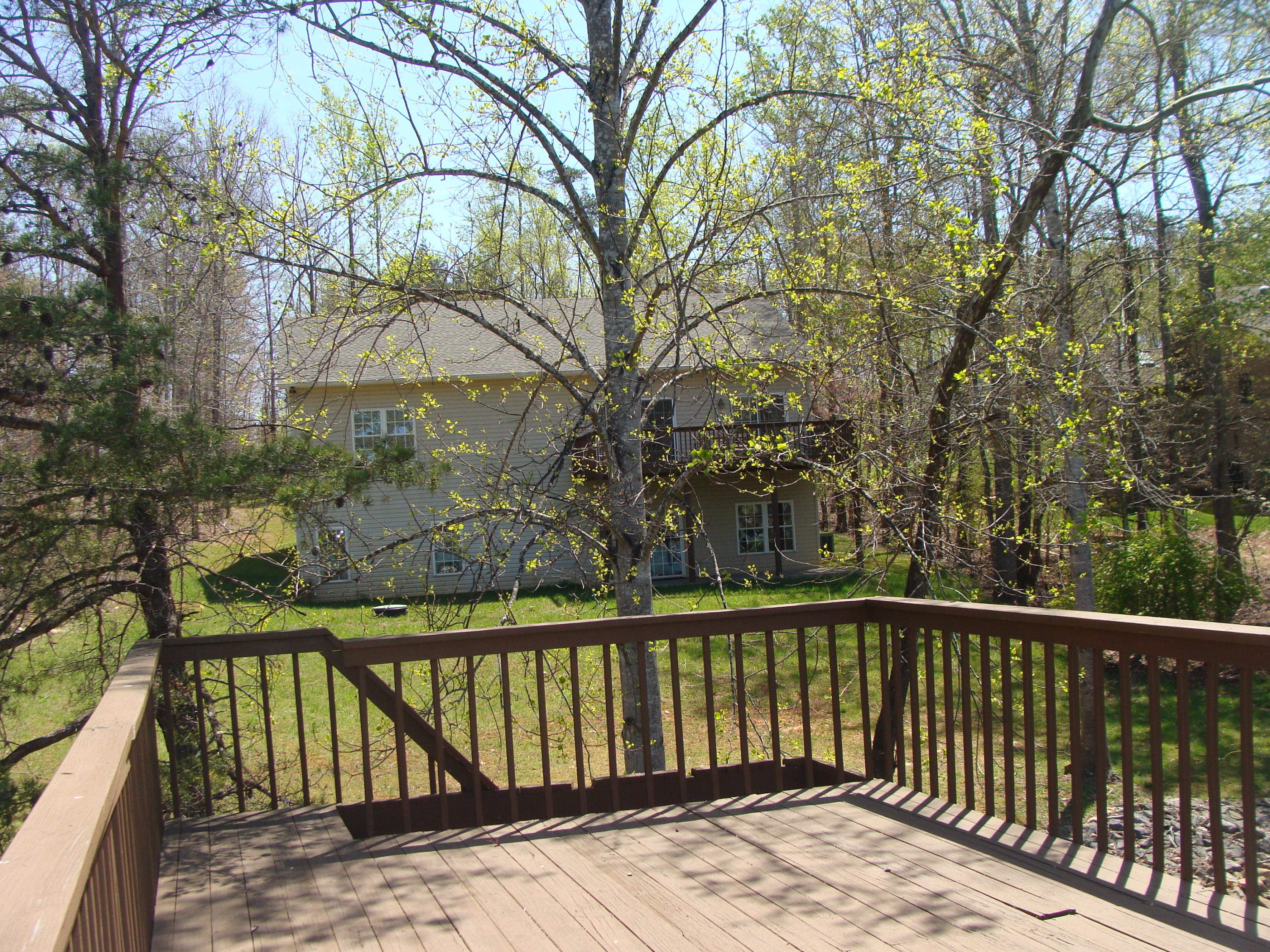 1811 Cutlass Road Moneta, VA 24121 - Photo 30 of 33 Upper Level Party Deck