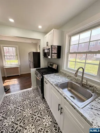 $299,900 | 293 Elmwood Avenue, Unit A, Maplewood, NJ 07040