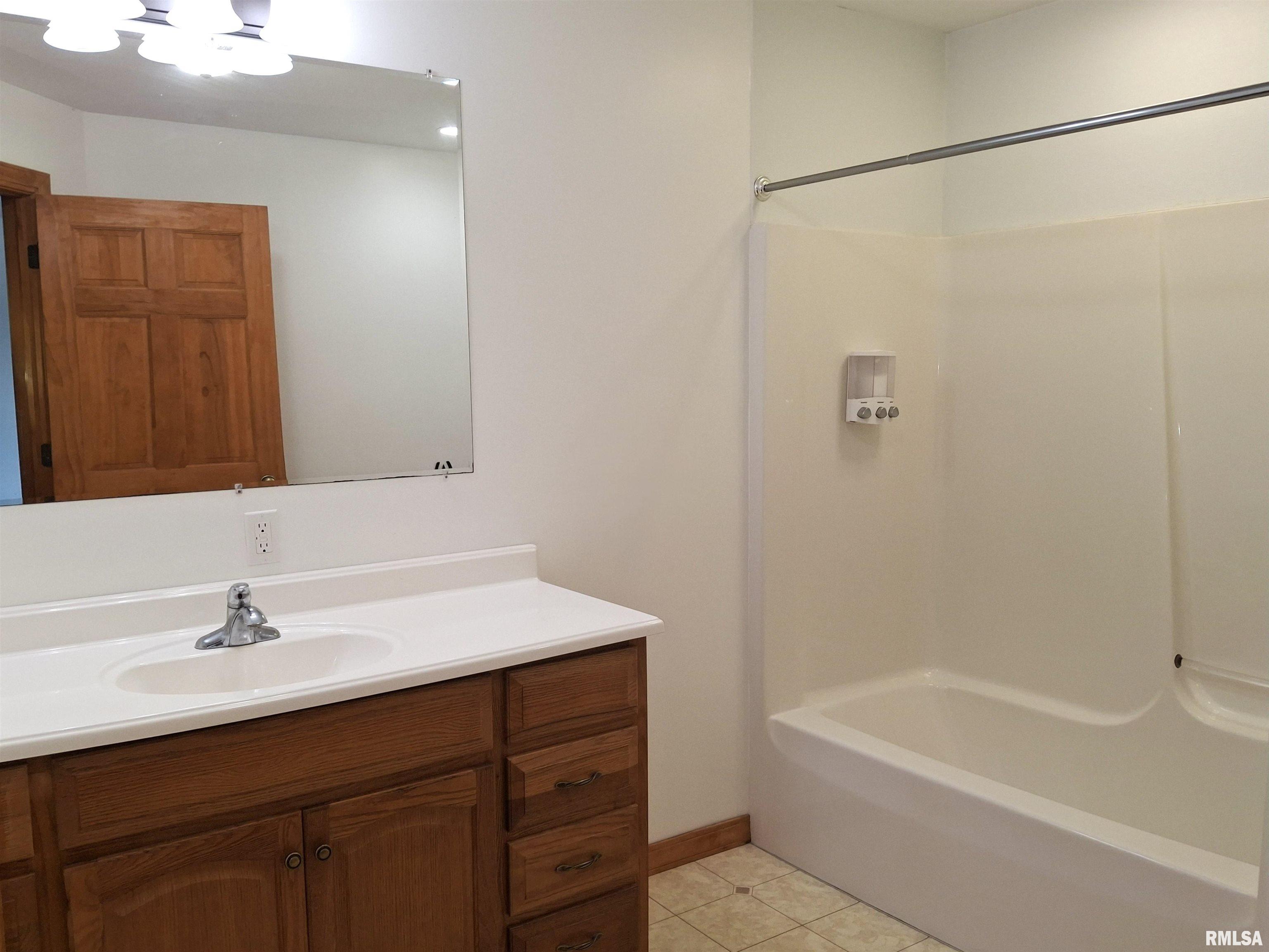 16221 West Sommerfield Road Trivoli, IL 61569 - Photo 38 of 78 Gallery Image 38