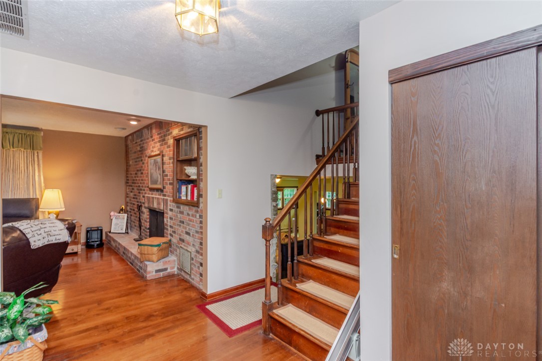 2274 Mann Road Eaton, OH 45320 - Photo 7 of 55