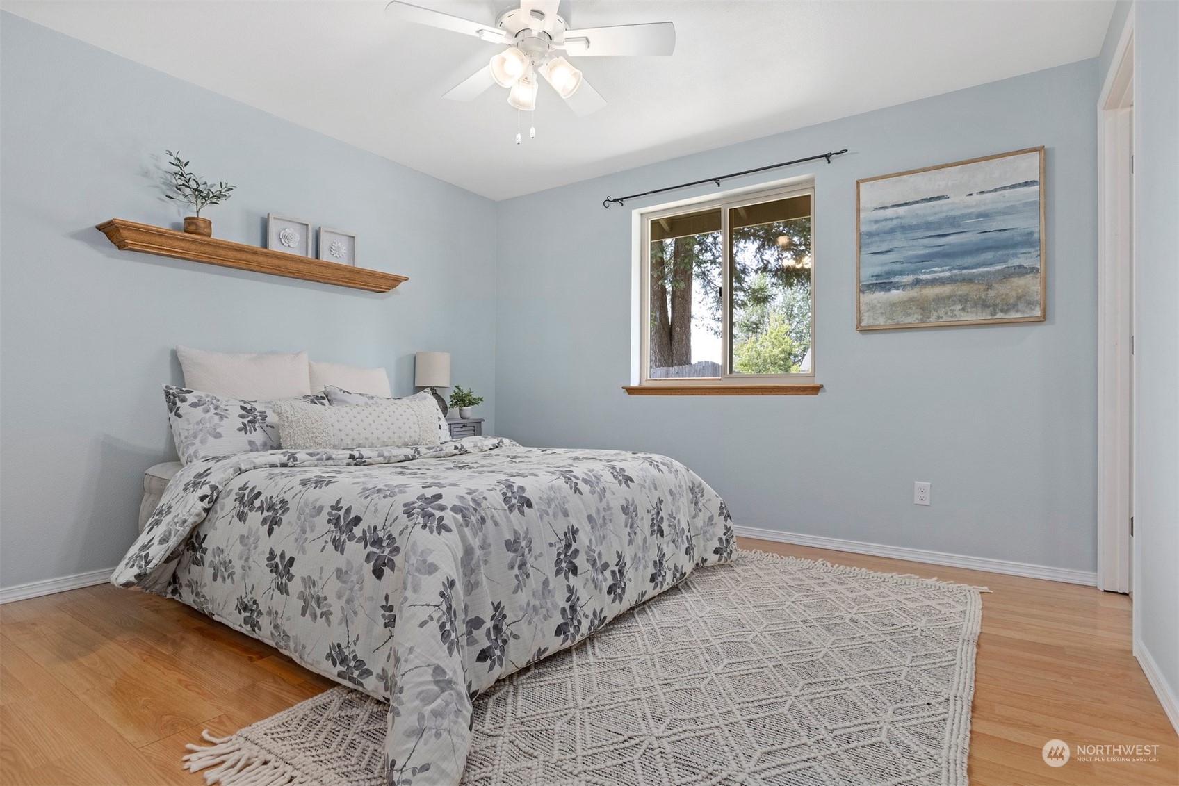 804 Chestnut Street Everson, WA 98247 - Photo 11 of 22 a bedroom with a bed and a window