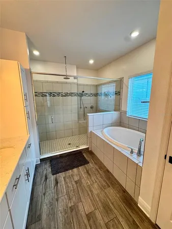 $3,200 | 3513 76th Street East, Palmetto, FL 34221