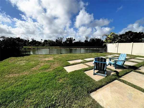 $3,200 | 3513 76th Street East, Palmetto, FL 34221