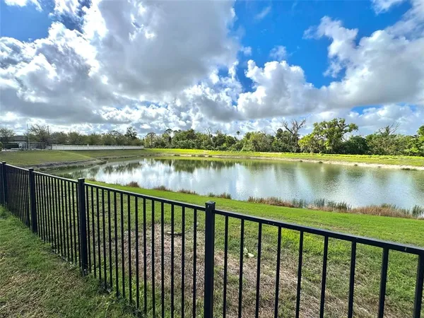 $3,200 | 3513 76th Street East, Palmetto, FL 34221