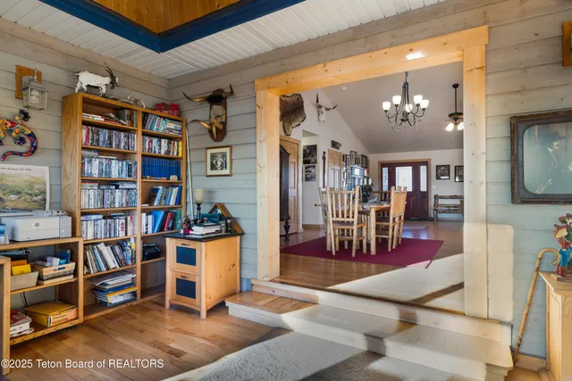 $710,000 | 330 Meadowood Street, Pinedale, WY 82941