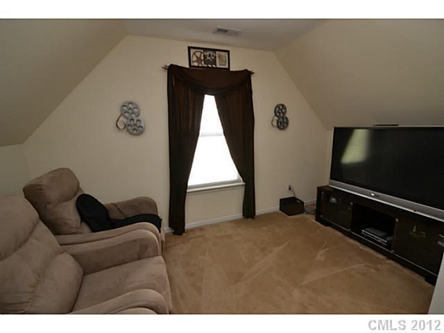 1019 Valley Ridge Road Charlotte, NC 28214 - Photo 14 of 16