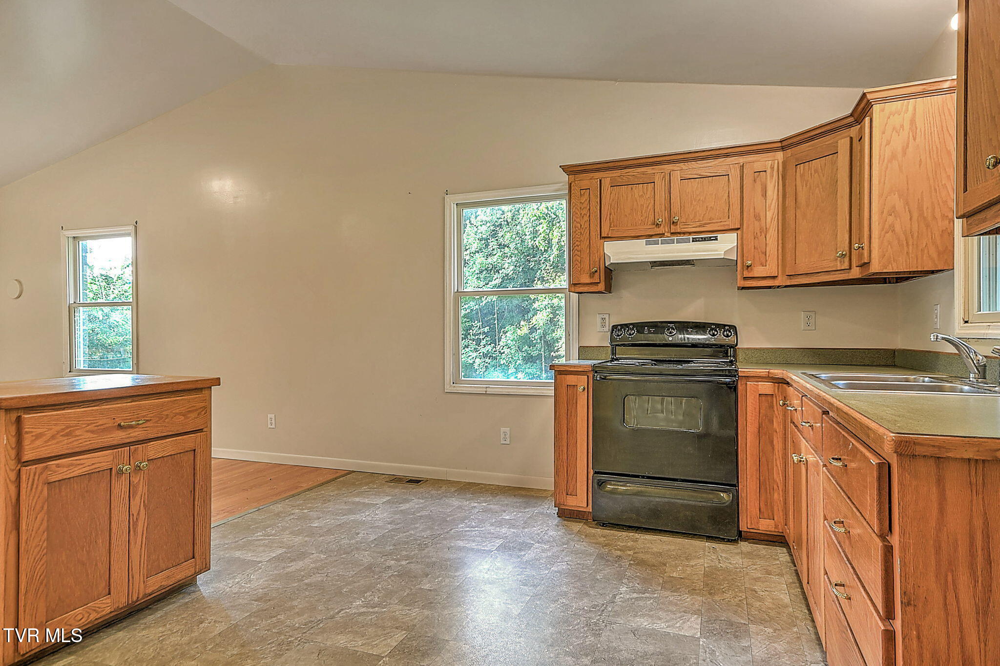 655 Wadlow Gap Road Kingsport, TN 37660 - Photo 53 of 66 12-web-or-mls-649 Wadalow Gap DP-13