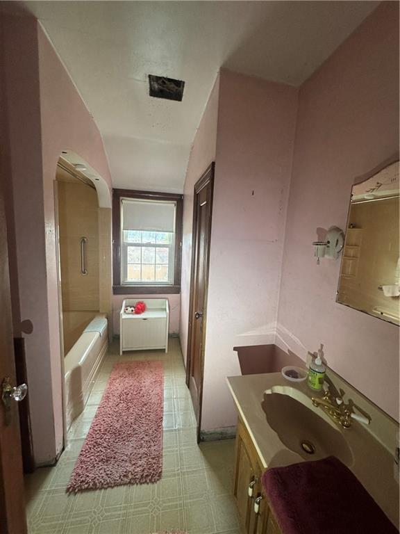 1605 Ridge Avenue Arnold, PA 15068 - Photo 12 of 24 Gallery Image 12