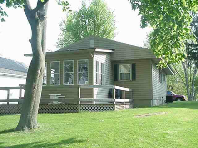 10663 North Oak Knoll Road East Rome City, IN 46784 - Photo 3 of 16