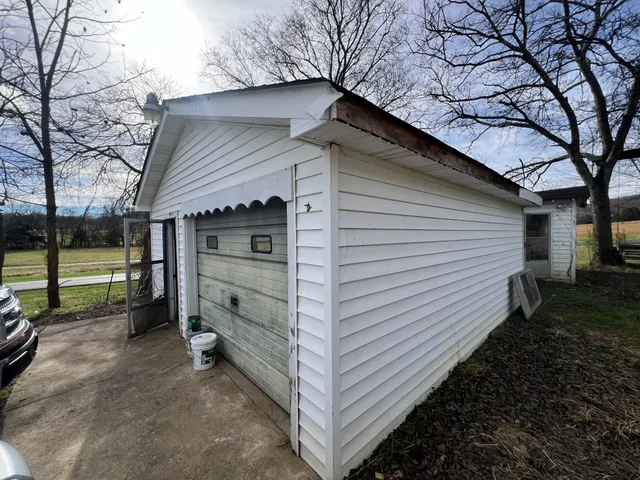 $499,999 | 5890 Cainsville Road, Lebanon, TN 37090