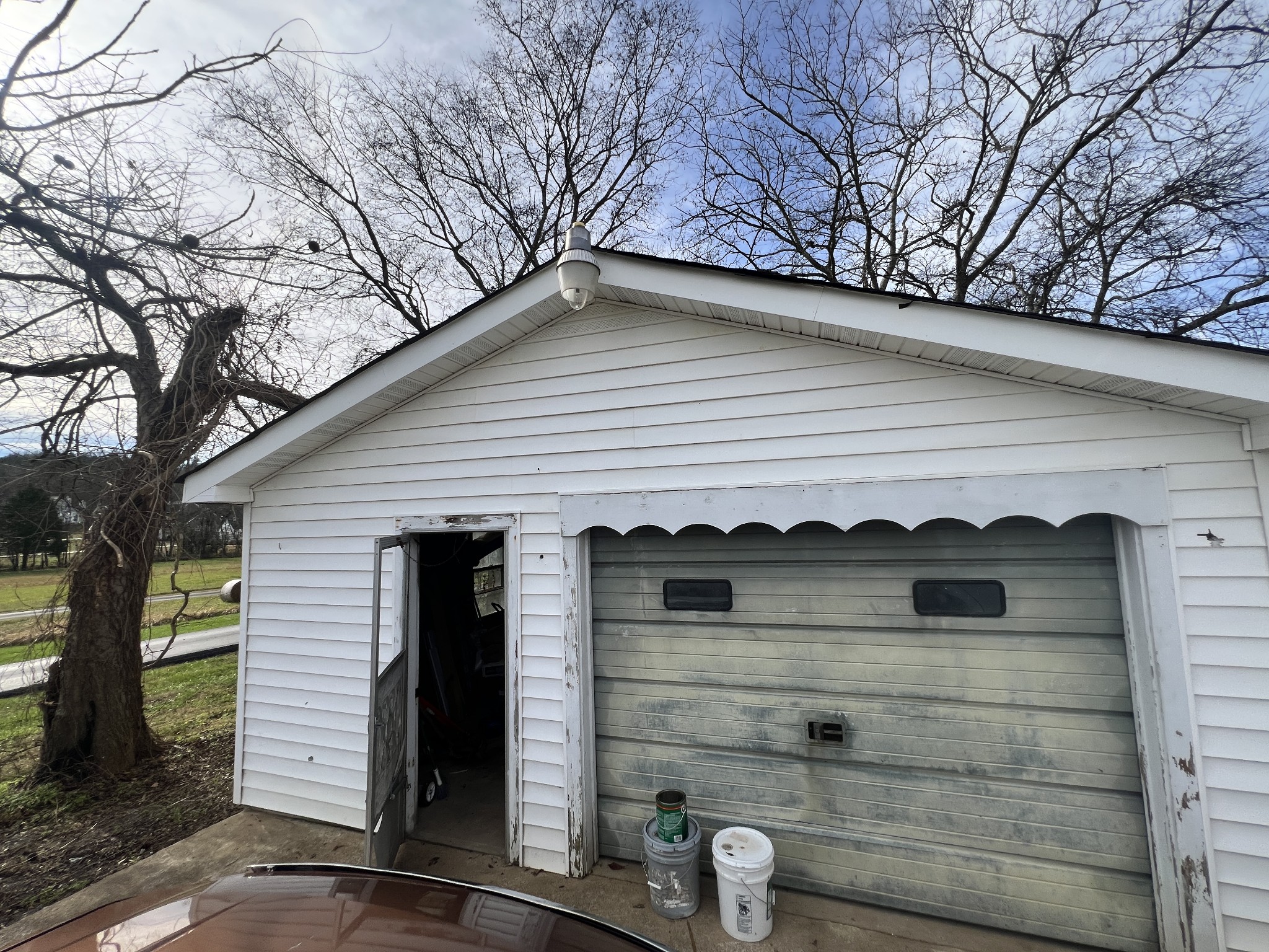 5890 Cainsville Road Lebanon, TN 37090 - Photo 52 of 59 a front view of a house with garage