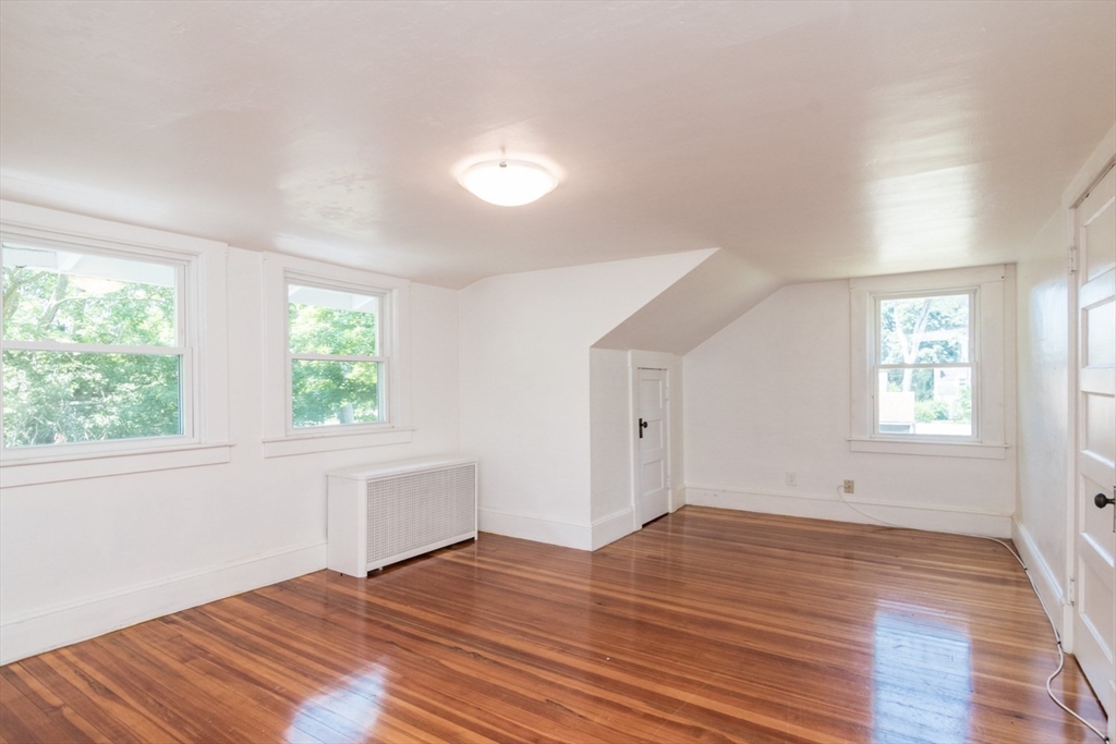 170 Plumtree Road Springfield, MA 01118 - Photo 19 of 31