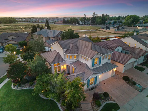 $799,000 | 2227 Heavenly Way, Lodi, CA 95242