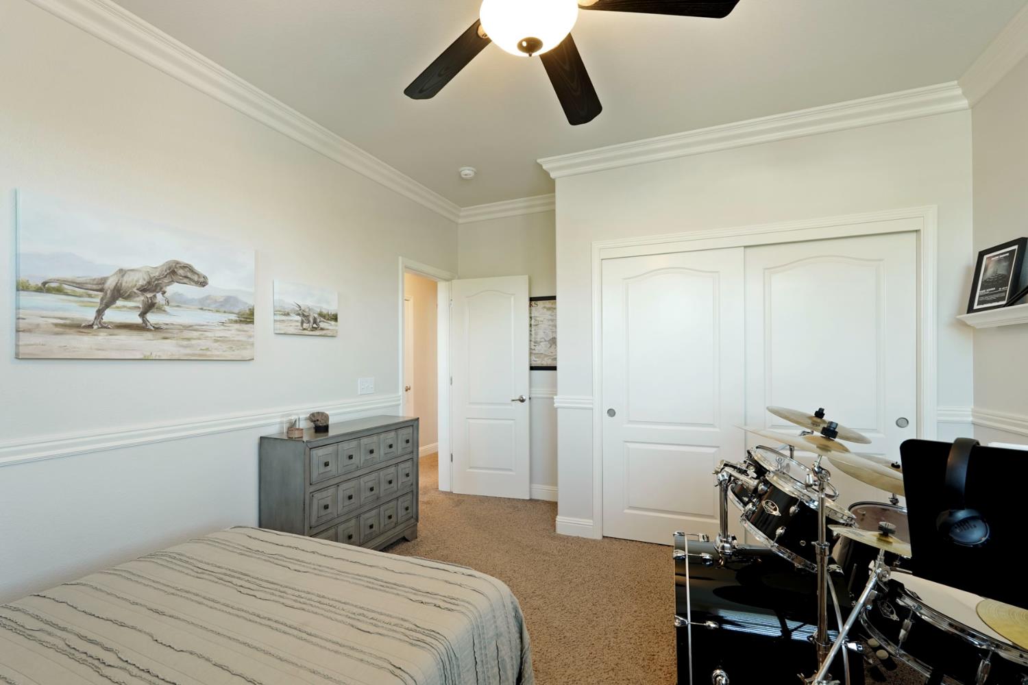 2227 Heavenly Way Lodi, CA 95242 - Photo 47 of 62