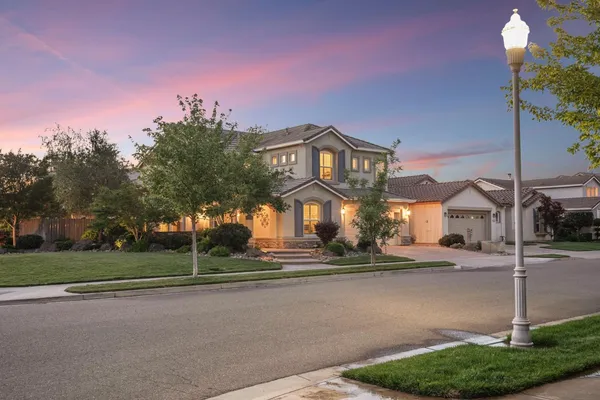 $799,000 | 2227 Heavenly Way, Lodi, CA 95242