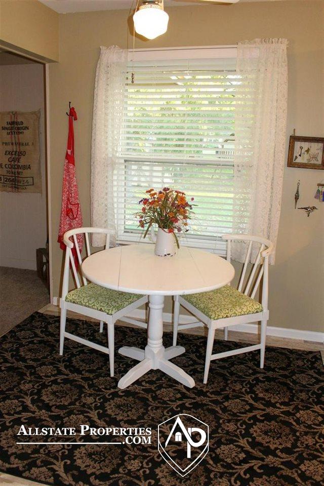 5122 North Georgetown Road Grand Blanc, MI 48439 - Photo 8 of 33 21517890-7.JPG