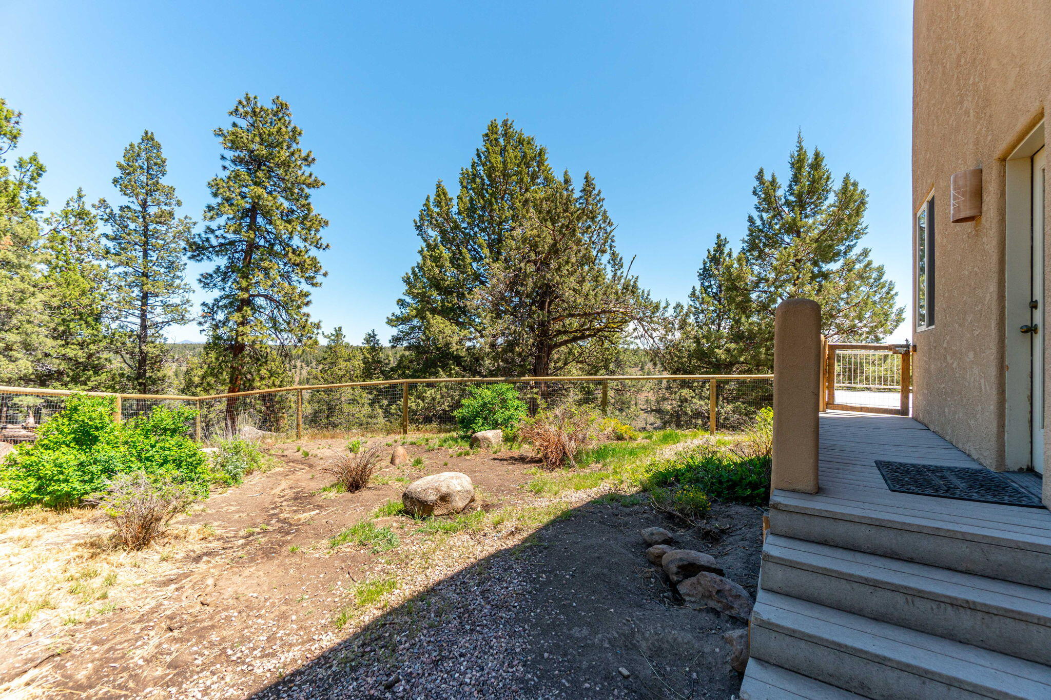 17625 Mountain View Road Sisters, OR 97759 - Photo 33 of 52 30-web-or-mls-Riley Visuals-13