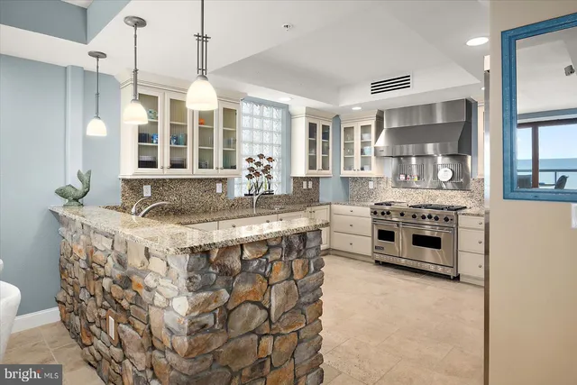 $1,550,000 | 6305 Atlantic Avenue, Unit 301, Ocean City, MD 21842