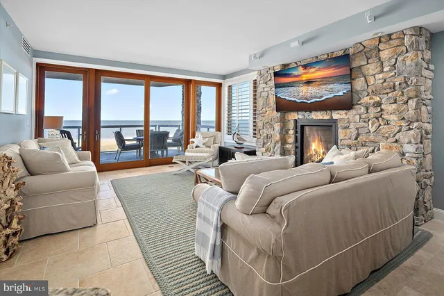 $1,550,000 | 6305 Atlantic Avenue, Unit 301, Ocean City, MD 21842