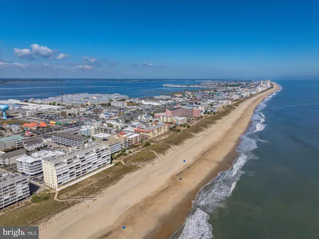 $1,550,000 | 6305 Atlantic Avenue, Unit 301, Ocean City, MD 21842