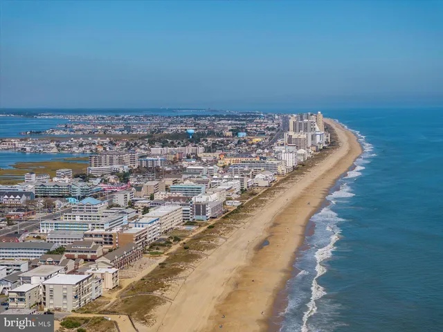 $1,550,000 | 6305 Atlantic Avenue, Unit 301, Ocean City, MD 21842