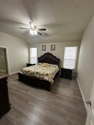 $2,300 | 18726 Bene Vista Drive, Houston, TX 77084