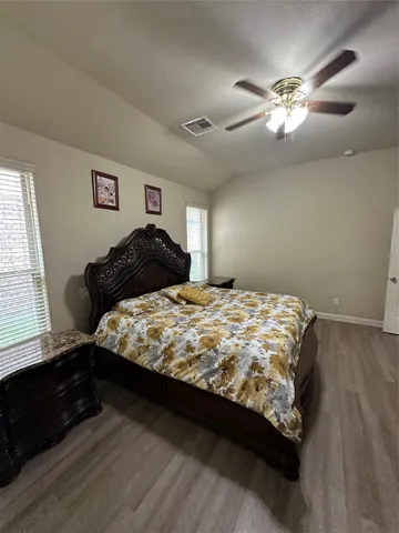 $2,300 | 18726 Bene Vista Drive, Houston, TX 77084