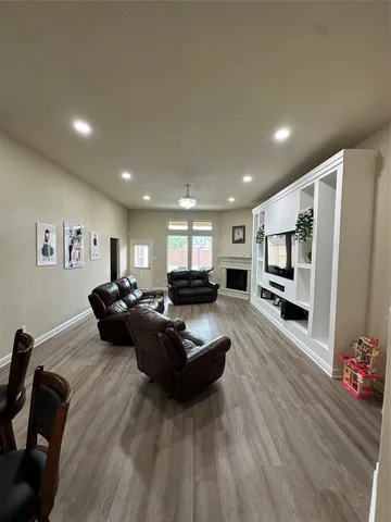 $2,300 | 18726 Bene Vista Drive, Houston, TX 77084