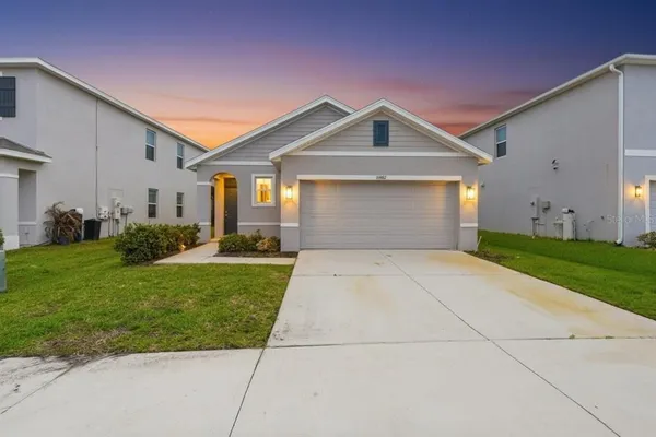 $345,000 | 33922 Jasper Stone Drive, Wesley Chapel, FL 33543