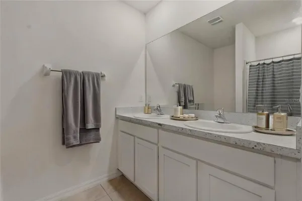 $345,000 | 33922 Jasper Stone Drive, Wesley Chapel, FL 33543